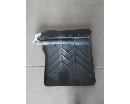 FREIGHTLINER CASCADIA 126 FENDER, QUARTERHALF REAR