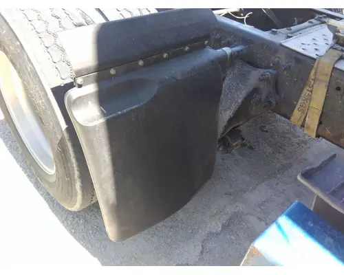 FREIGHTLINER CASCADIA 126 FENDER, QUARTERHALF REAR