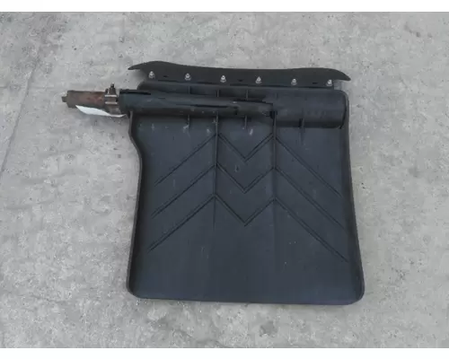 FREIGHTLINER CASCADIA 126 FENDER, QUARTERHALF REAR