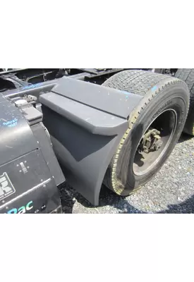 FREIGHTLINER CASCADIA 126 FENDER, QUARTER/HALF REAR