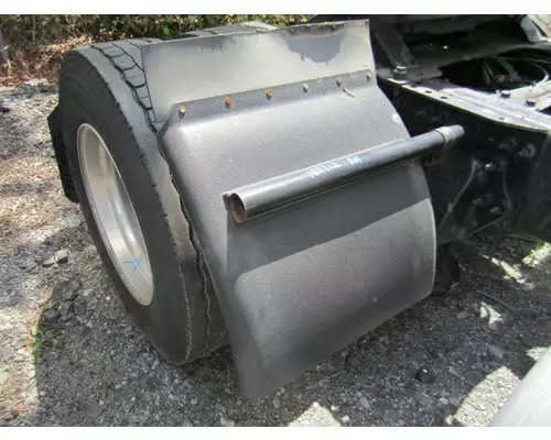 FREIGHTLINER CASCADIA 126 FENDER, QUARTERHALF REAR