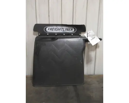 FREIGHTLINER CASCADIA 126 FENDER, QUARTERHALF REAR