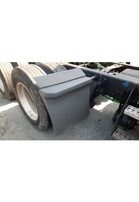 FREIGHTLINER CASCADIA 126 FENDER, QUARTER/HALF REAR