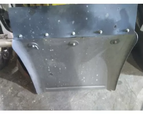 FREIGHTLINER CASCADIA 126 FENDER, QUARTERHALF REAR