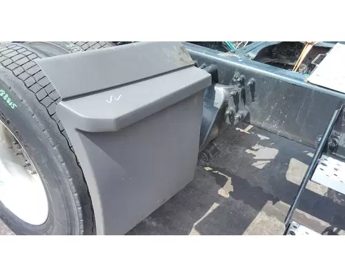FREIGHTLINER CASCADIA 126 FENDER, QUARTERHALF REAR