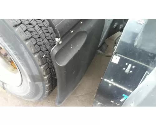 FREIGHTLINER CASCADIA 126 FENDER, QUARTERHALF REAR