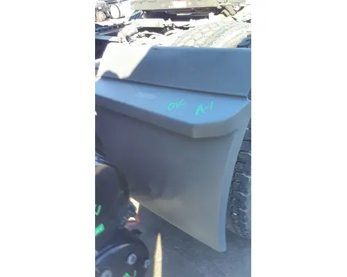 FREIGHTLINER CASCADIA 126 FENDER, QUARTERHALF REAR