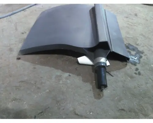 FREIGHTLINER CASCADIA 126 FENDER, QUARTERHALF REAR