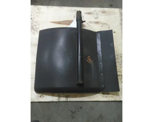 FREIGHTLINER CASCADIA 126 FENDER, QUARTERHALF REAR