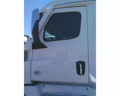 FREIGHTLINER CASCADIA 126 FENDER, SPLASH SHIELDGUARD