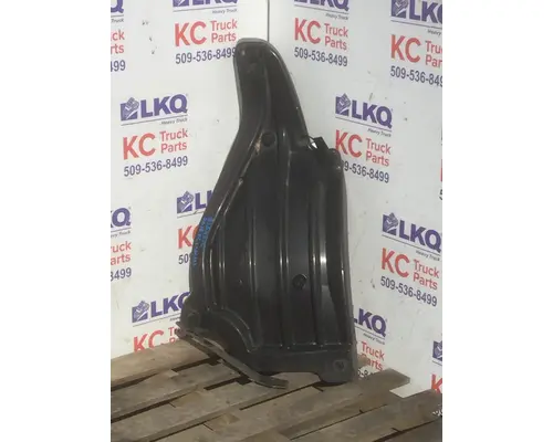FREIGHTLINER CASCADIA 126 FENDER, SPLASH SHIELDGUARD