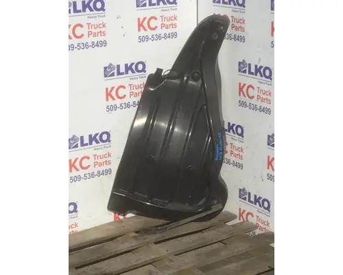 FREIGHTLINER CASCADIA 126 FENDER, SPLASH SHIELDGUARD