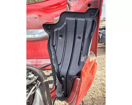 FREIGHTLINER CASCADIA 126 FENDER, SPLASH SHIELDGUARD