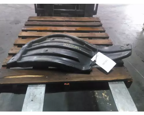 FREIGHTLINER CASCADIA 126 FENDER, SPLASH SHIELDGUARD