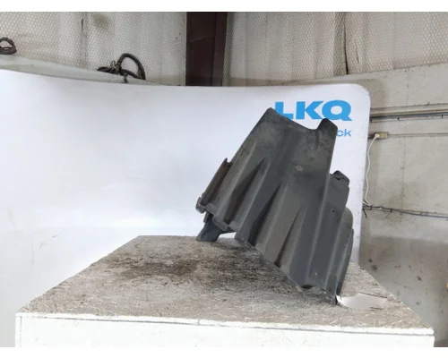 FREIGHTLINER CASCADIA 126 FENDER, SPLASH SHIELDGUARD