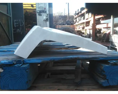 FREIGHTLINER CASCADIA 126 FENDER EXTENSION