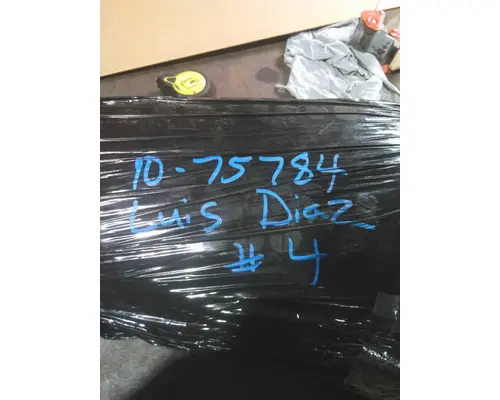 FREIGHTLINER CASCADIA 126 FENDER EXTENSION