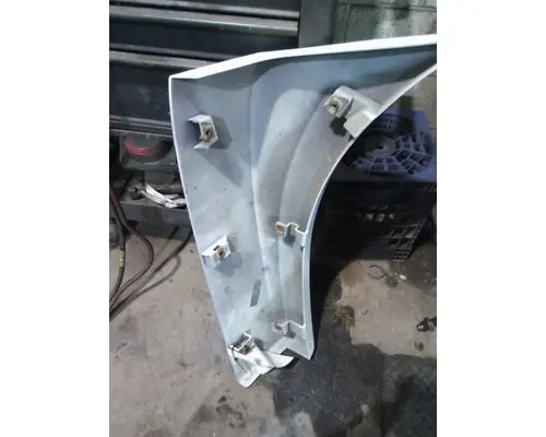 FREIGHTLINER CASCADIA 126 FENDER EXTENSION