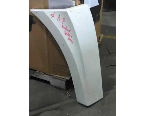FREIGHTLINER CASCADIA 126 FENDER EXTENSION