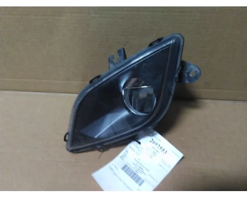 FREIGHTLINER CASCADIA 126 FOG LIGHT