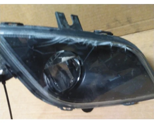FREIGHTLINER CASCADIA 126 FOG LIGHT
