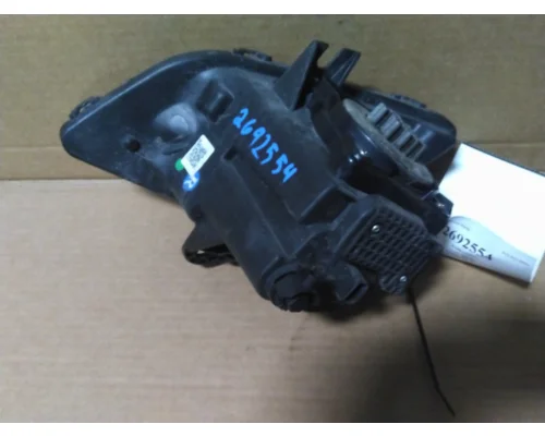 FREIGHTLINER CASCADIA 126 FOG LIGHT