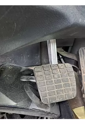 FREIGHTLINER CASCADIA 126 FOOT PEDAL