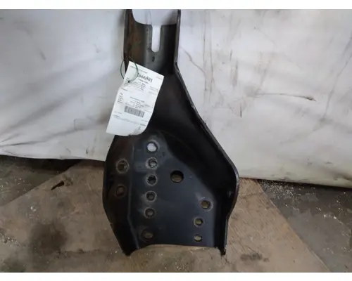 FREIGHTLINER CASCADIA 126 FRAME HORN
