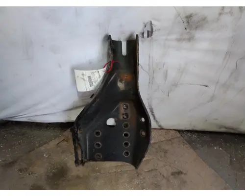 FREIGHTLINER CASCADIA 126 FRAME HORN
