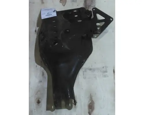 FREIGHTLINER CASCADIA 126 FRAME HORN