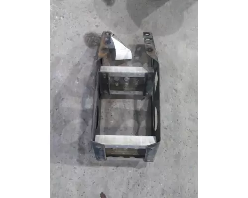 FREIGHTLINER CASCADIA 126 FRAME STEP