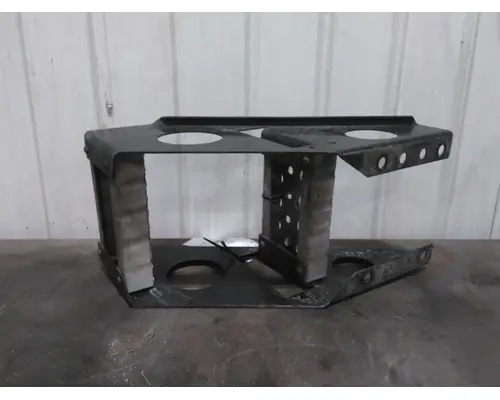 FREIGHTLINER CASCADIA 126 FRAME STEP