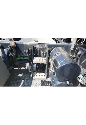 FREIGHTLINER CASCADIA 126 FRAME STEP