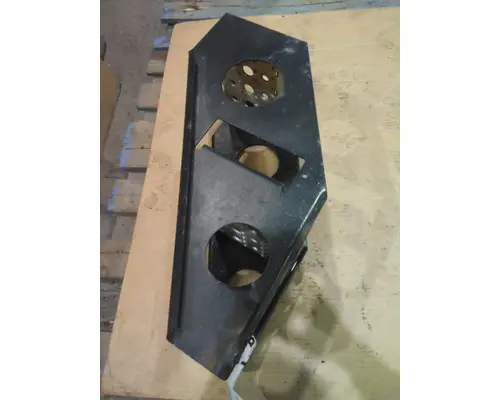 FREIGHTLINER CASCADIA 126 FRAME STEP