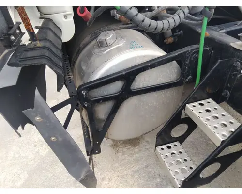 FREIGHTLINER CASCADIA 126 FUEL TANK