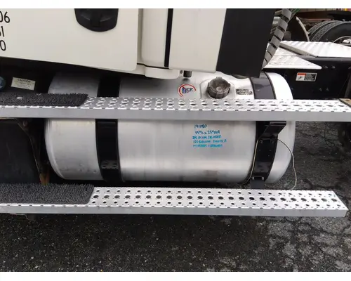 FREIGHTLINER CASCADIA 126 FUEL TANK