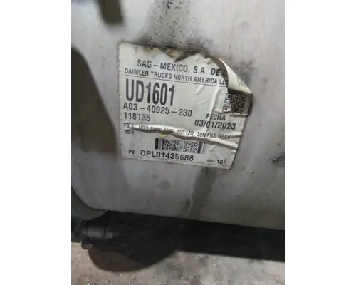 FREIGHTLINER CASCADIA 126 FUEL TANK