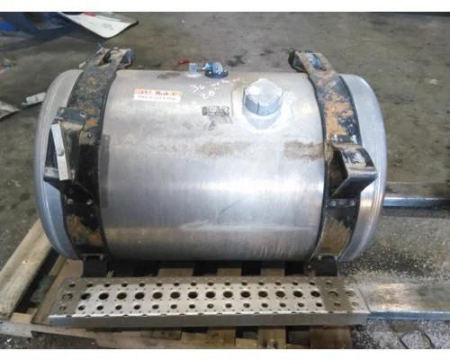 FREIGHTLINER CASCADIA 126 FUEL TANK