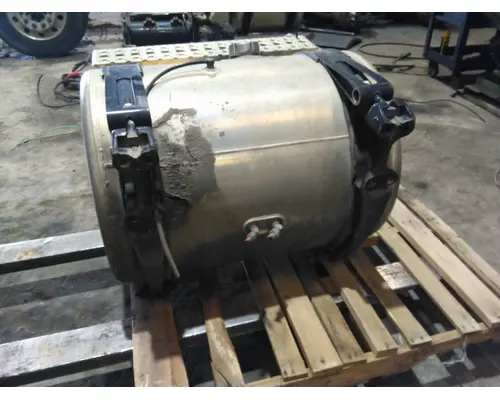 FREIGHTLINER CASCADIA 126 FUEL TANK