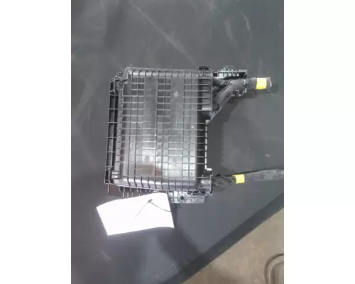 FREIGHTLINER CASCADIA 126 FUSE BOX