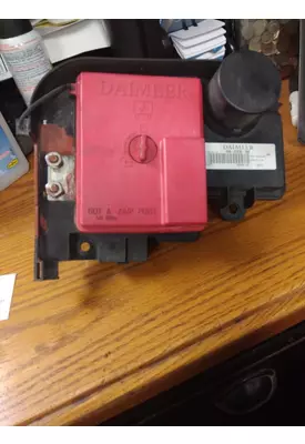 FREIGHTLINER CASCADIA 126 FUSE BOX