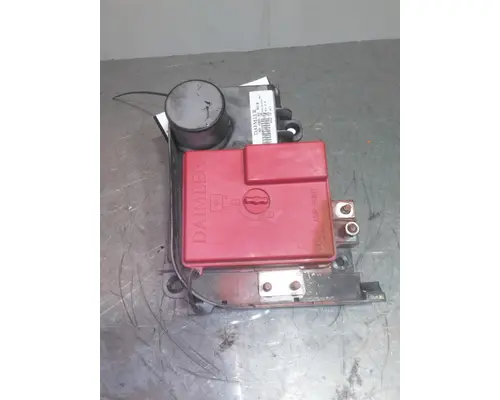 FREIGHTLINER CASCADIA 126 FUSE BOX