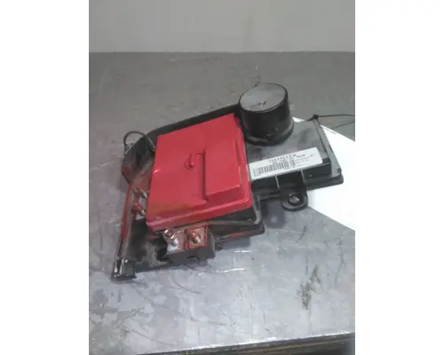 FREIGHTLINER CASCADIA 126 FUSE BOX