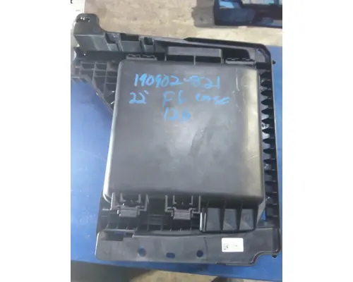 FREIGHTLINER CASCADIA 126 FUSE BOX