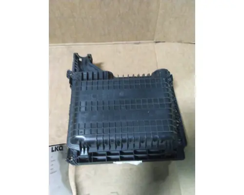 FREIGHTLINER CASCADIA 126 FUSE BOX