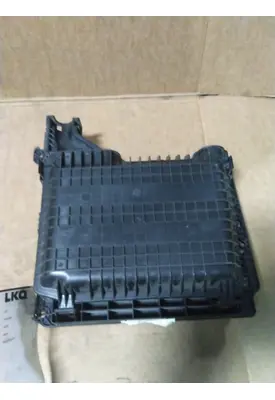 FREIGHTLINER CASCADIA 126 FUSE BOX