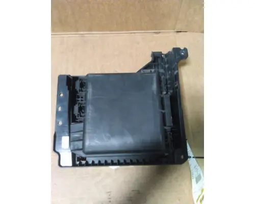 FREIGHTLINER CASCADIA 126 FUSE BOX