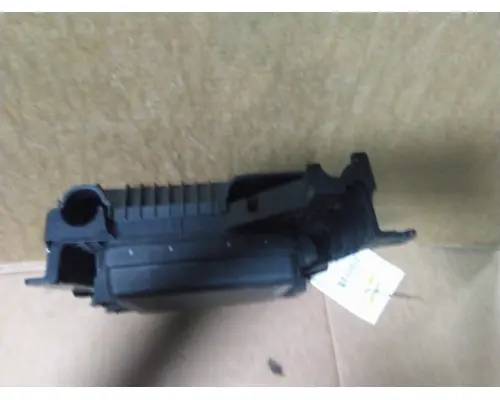 FREIGHTLINER CASCADIA 126 FUSE BOX