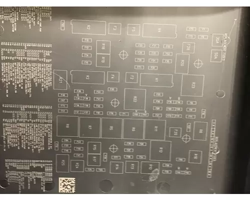 FREIGHTLINER CASCADIA 126 FUSE BOX