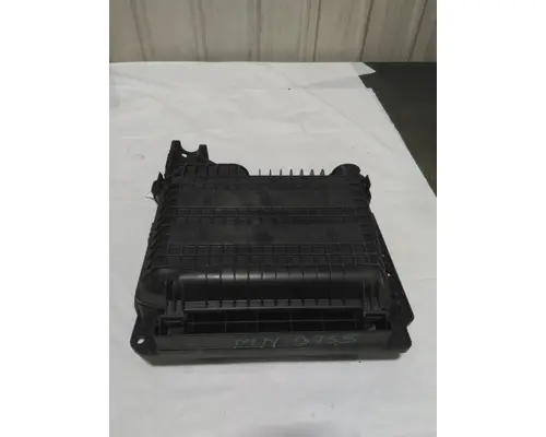 FREIGHTLINER CASCADIA 126 FUSE BOX